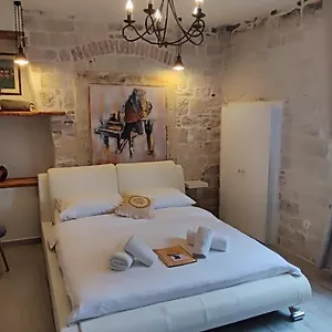  Appartement Kadena - 18th Century Stone House